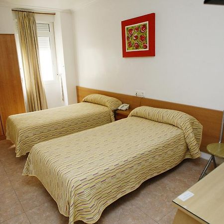 Hostal San Fernando Alicante Esterno foto